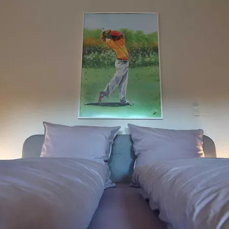 אורחן Artland Sands *